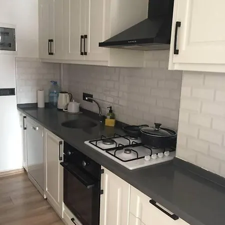 Apartman Sunny And Spacious